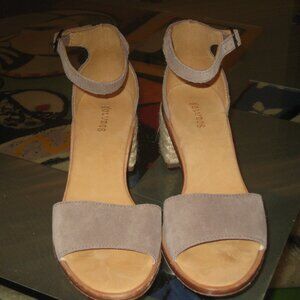 SOLUDOS "Capri" Sandal